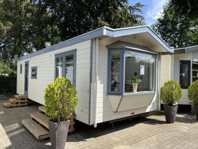 Chalet - Spiegelbeeld