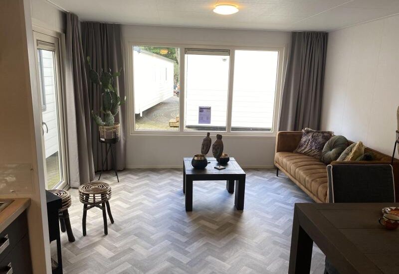 Sunhouse Limited  10 x 4