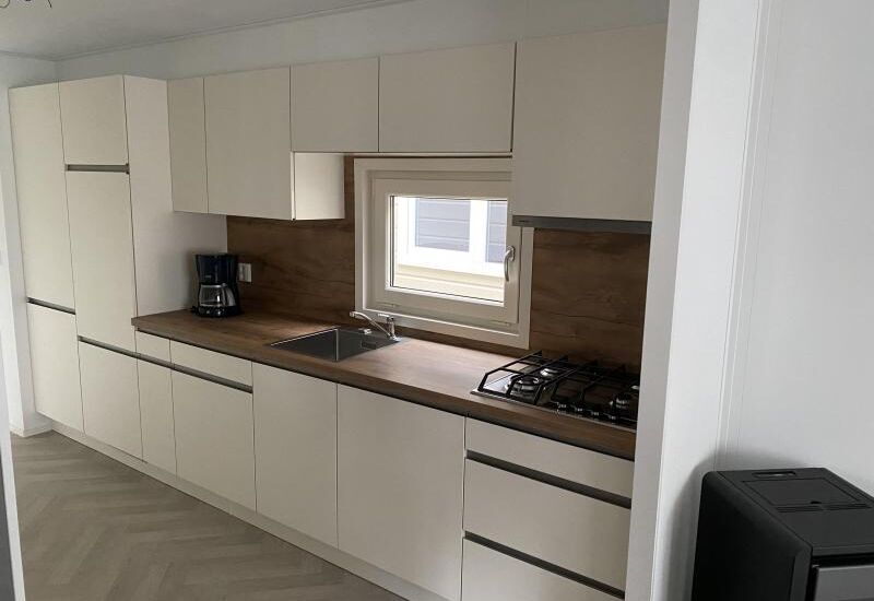 Sunhouse Limited  12 x 4