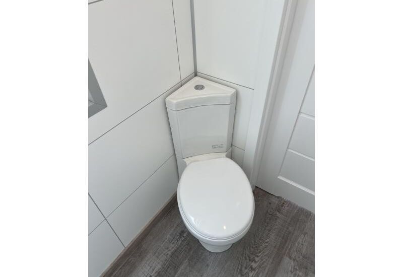 Victorino Lessenaar  10.50 x 4.10