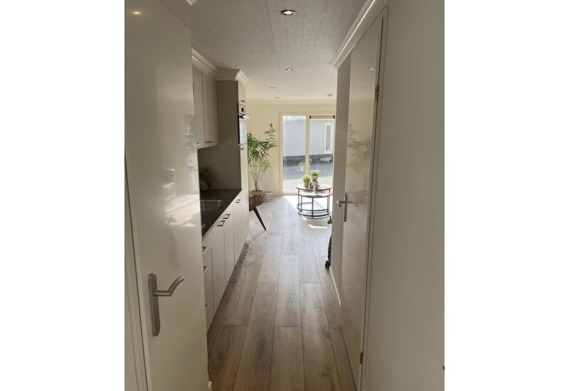 Sunhouse Deluxe  11 x 4