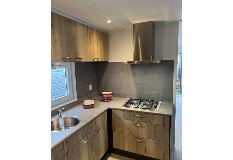 Sunhouse Limited  12.50 x 4.50