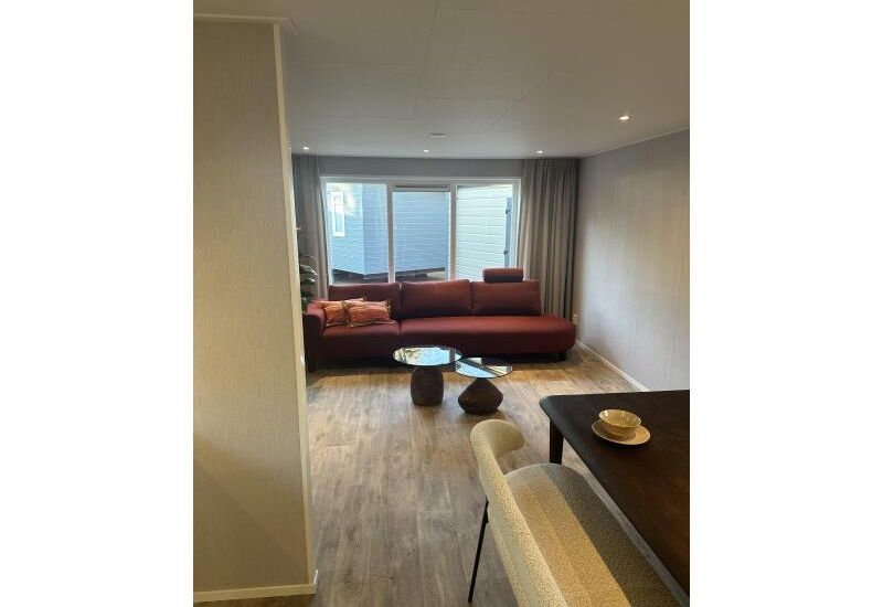 Sunhouse Limited  12 x 4.20 (mantelzorg)