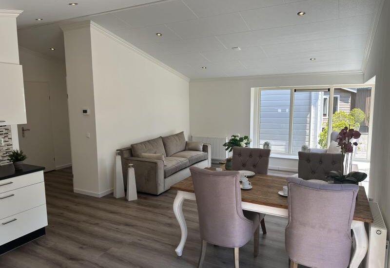 Sunhouse Double  9.90 x 7.30 (mantelzorg)