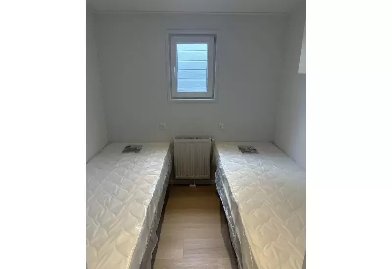 Apollo Lessenaar  12.10 x 4.30