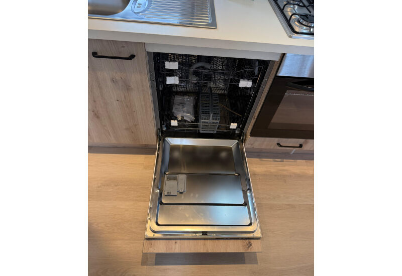 Apollo Classic  11 x 4