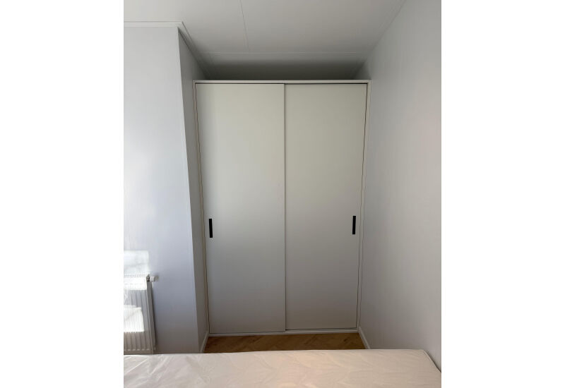 Apollo Lessenaar  12.10 x 4.30