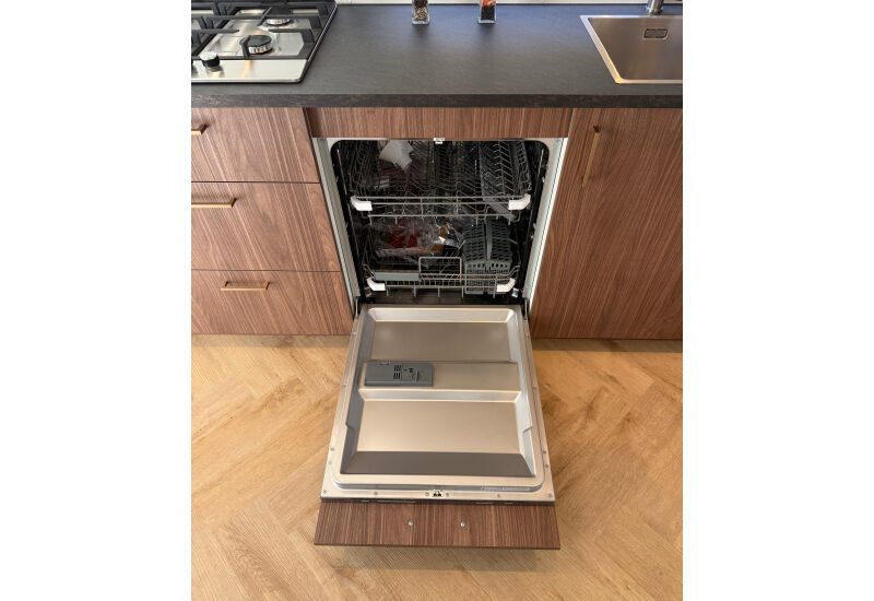 Apollo Lessenaar  12.10 x 4.30