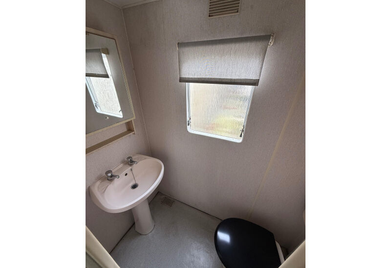 Atlas Moonstone  - Aparte toiletruimte